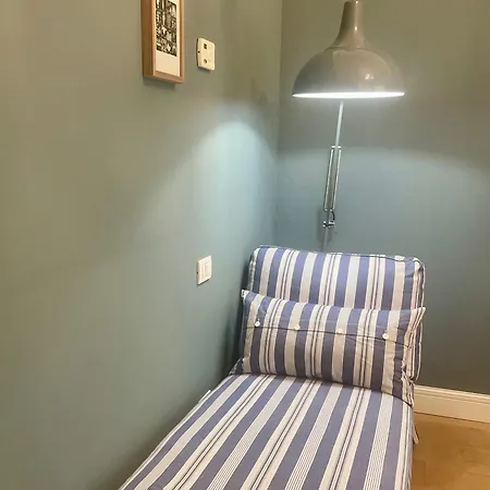 Abitare Al 42 Alloggio in famiglia