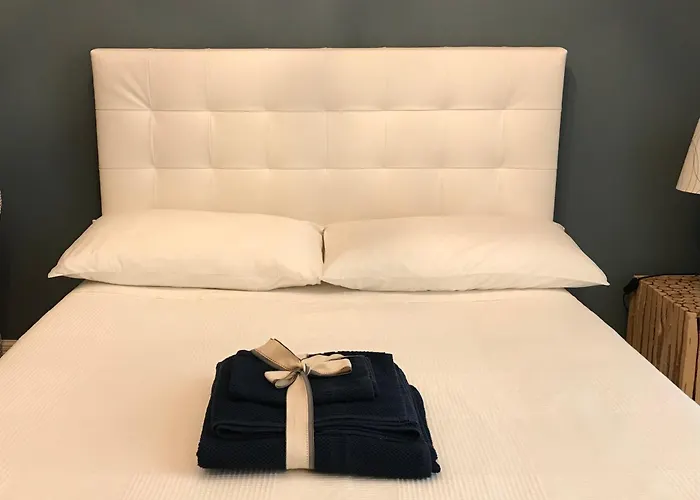 Проживание в семье Abitare Al 42 *